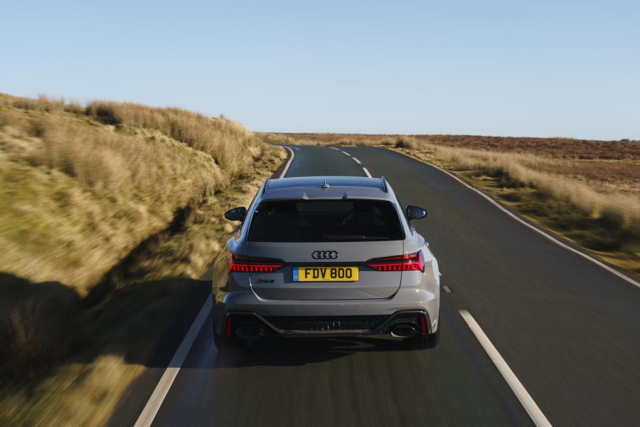  Audi RS6 Avant (C8) 2020 года  (UK) (фото 39 из 150)
